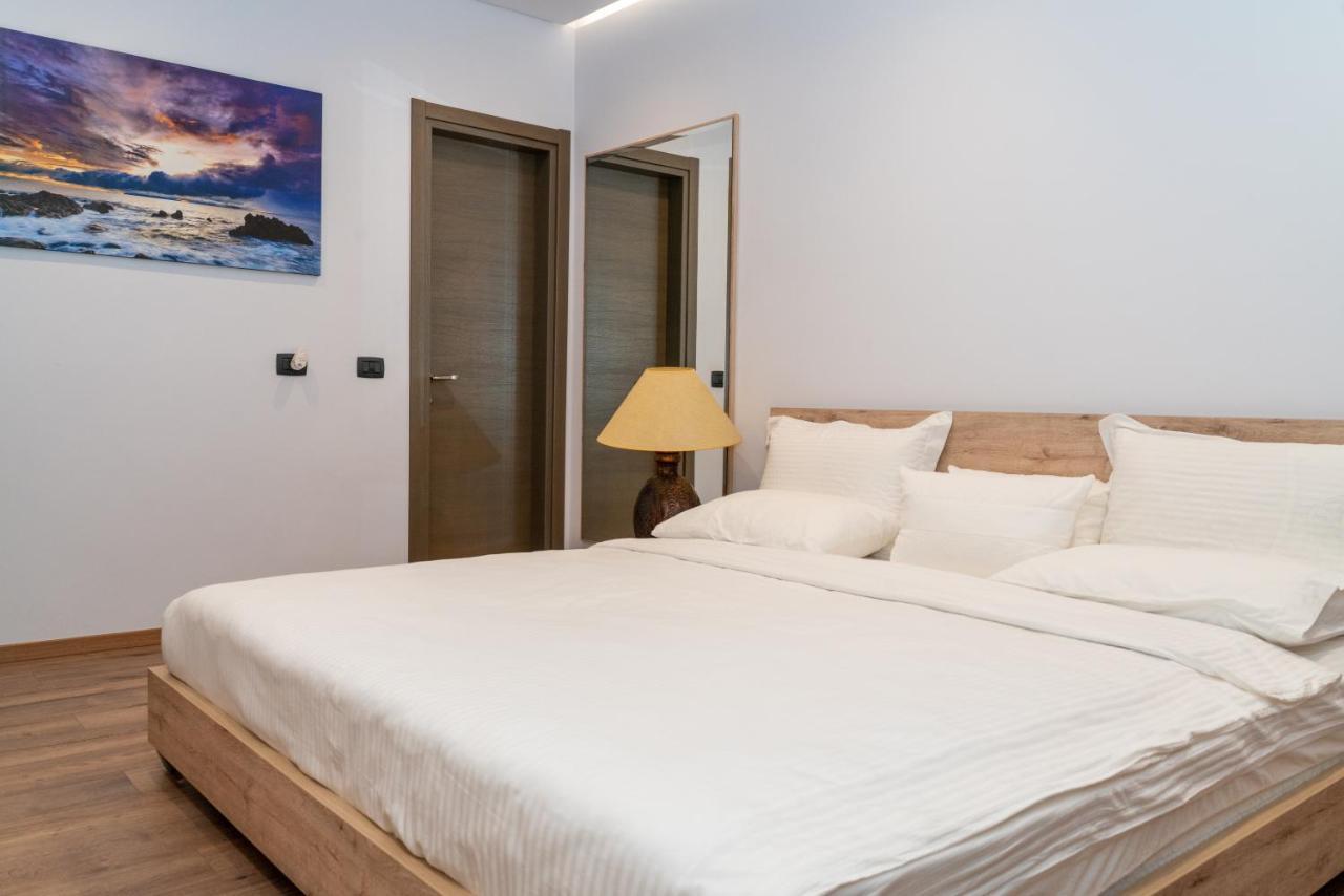 Limani Deluxe Apartment 3 Саранда Екстер'єр фото